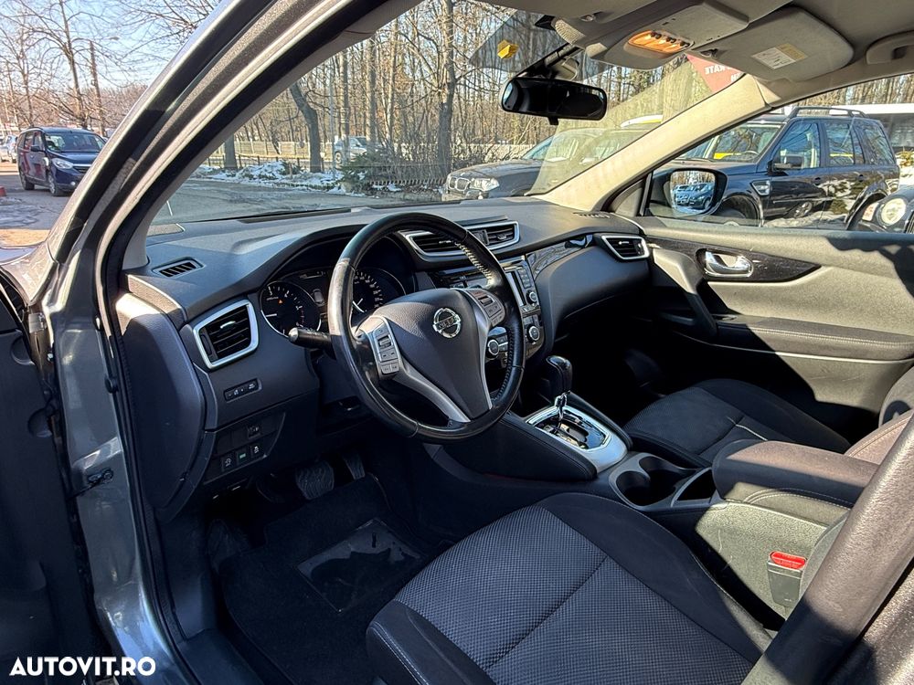 Nissan Qashqai 1.6 DCI Xtronic ACENTA - 11