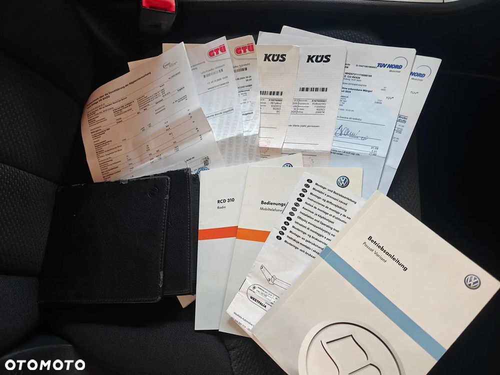 Volkswagen Passat 1.6 Comfortline - 30