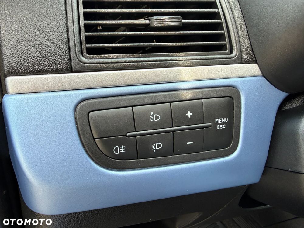 Fiat Grande Punto 1.2 8V Actual - 15