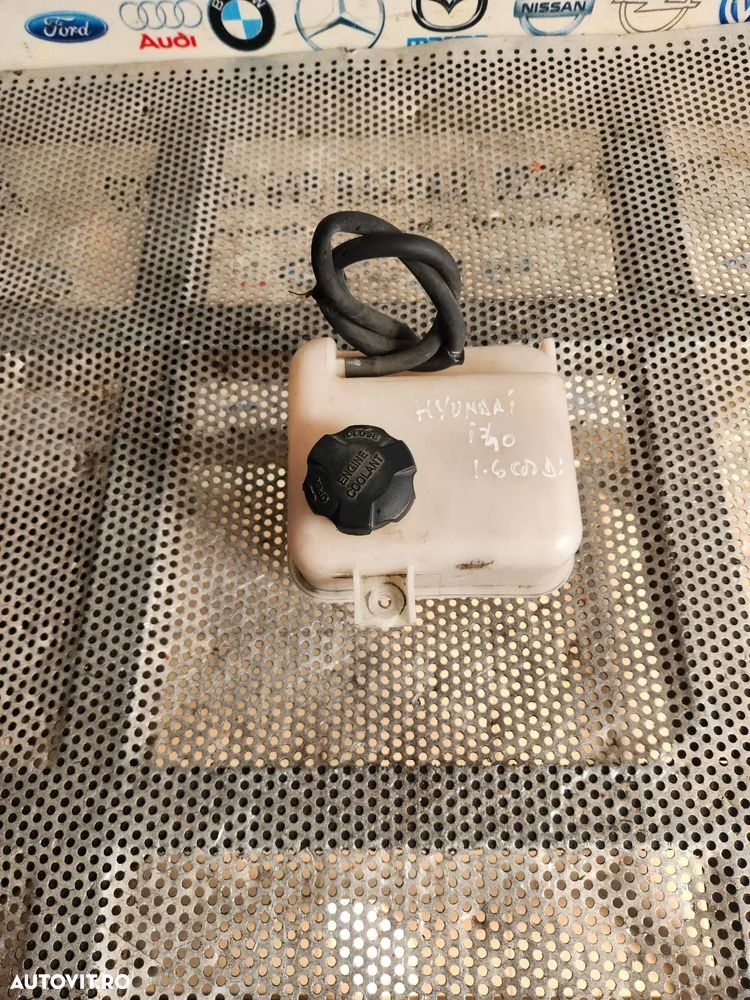 Bidonas Vas Expansiune Antigel Apa Hyundai I40 1.7 Crdi Motor D4FD - 4