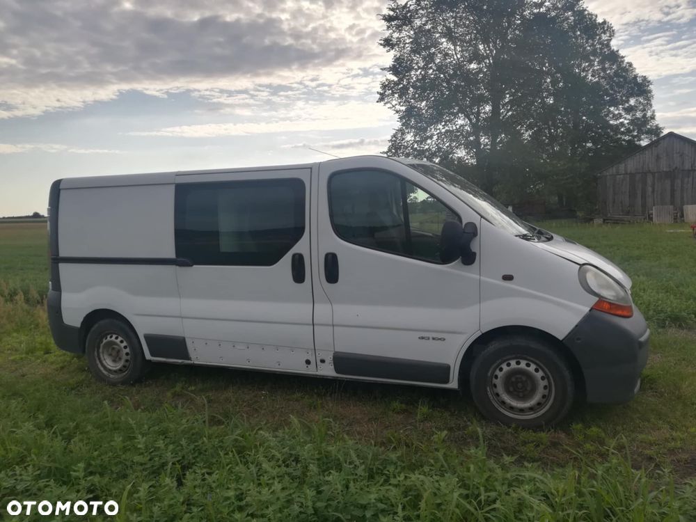 Renault Trafic - 13