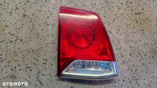 TOYOTA LAND CRUISER 200  2007-LAMPA TYŁ LEWA