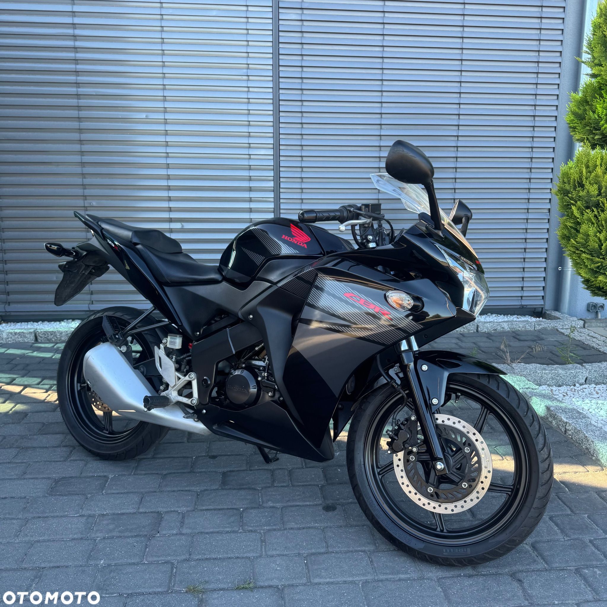 Honda CBR - 1