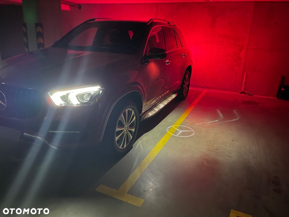 Mercedes-Benz GLE - 23