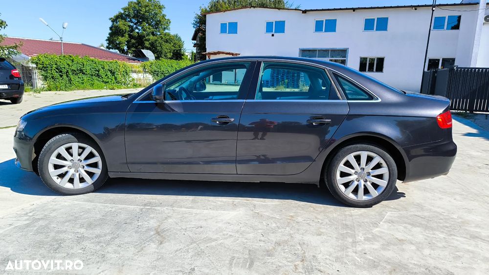 Audi A4 Limuzina - 1