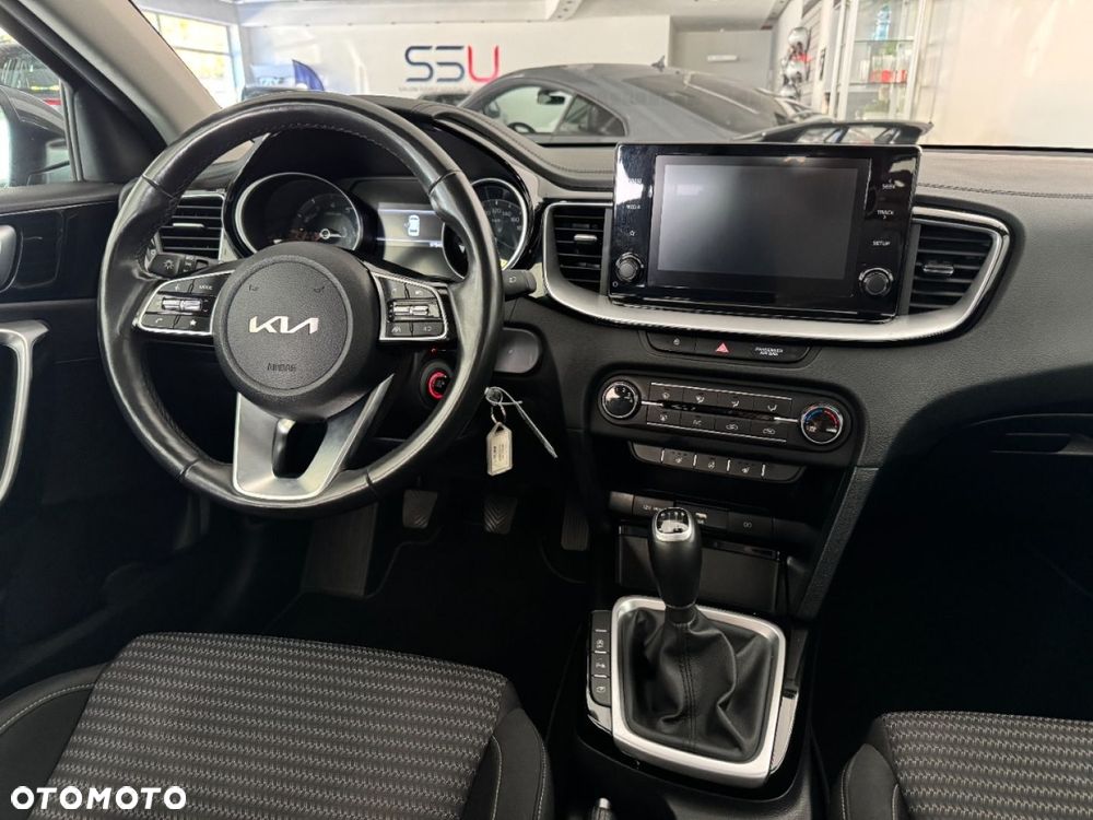 Kia Ceed - 7