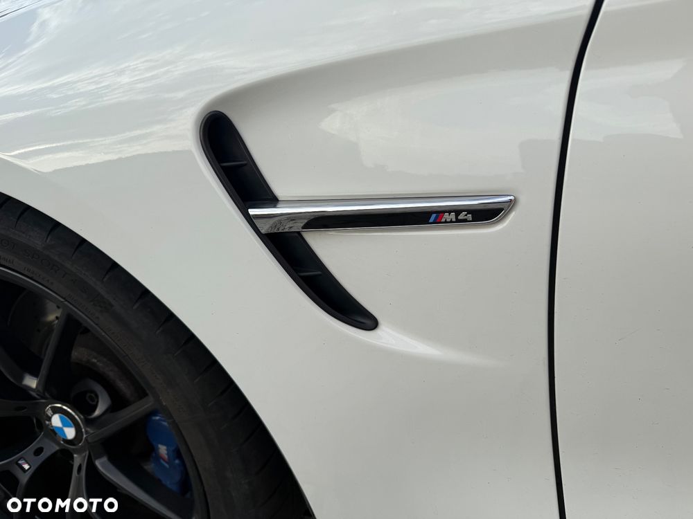 BMW M4 DKG - 9