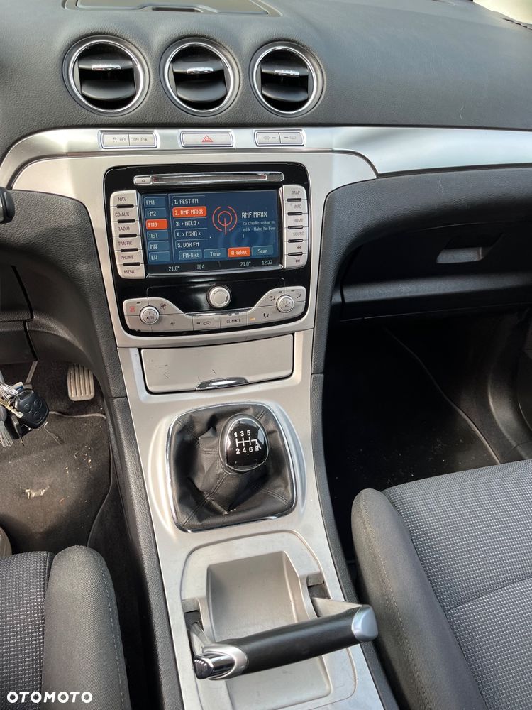 Ford S-Max - 10