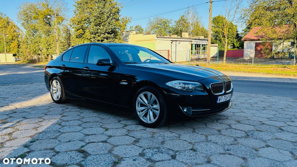 BMW Seria 5 535i xDrive - 17