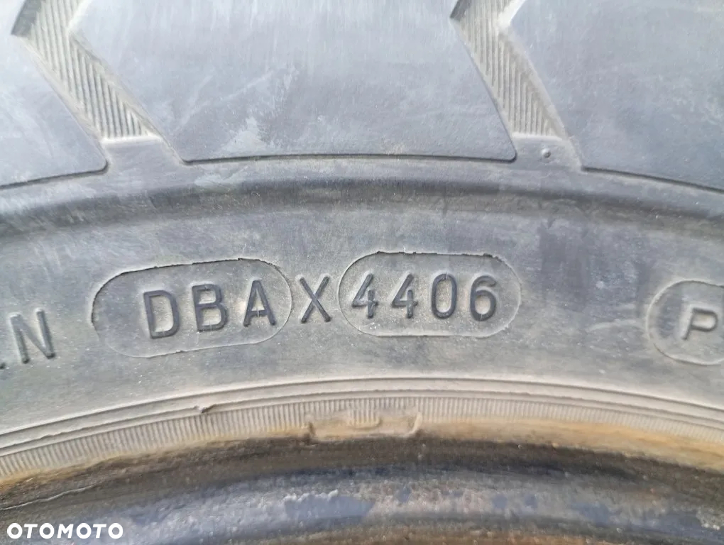 Opona Zimowa Michelin Agilis 81 Snow.Ice 215/75R16C 113/111Q 8.7MM - 5
