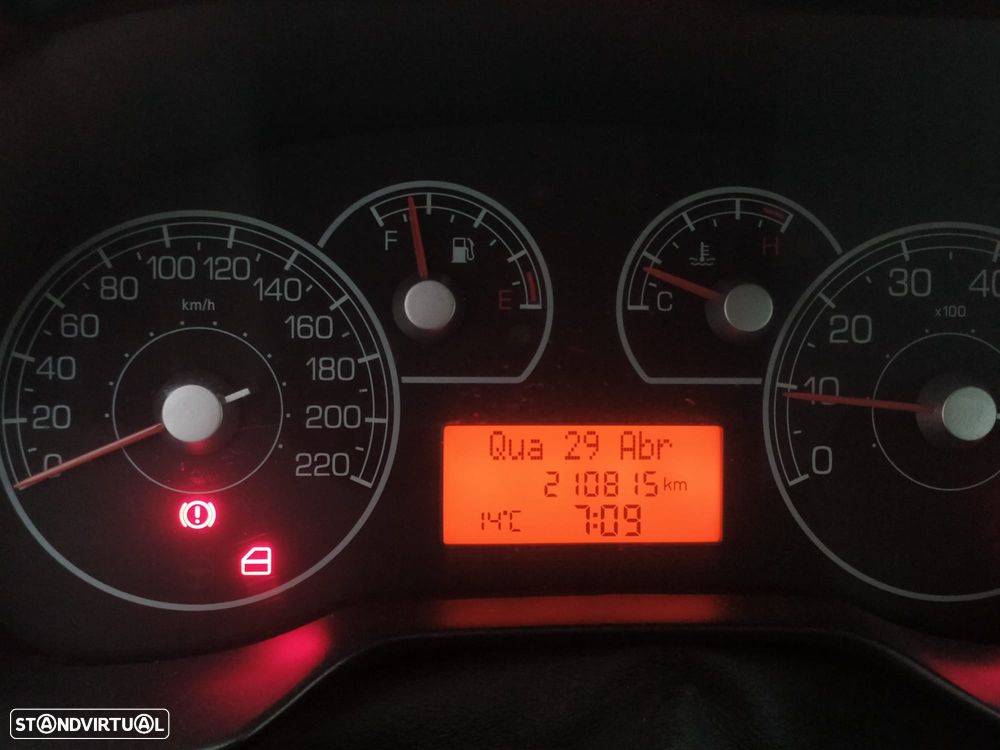 Fiat Grande Punto 1.2 Active - 5