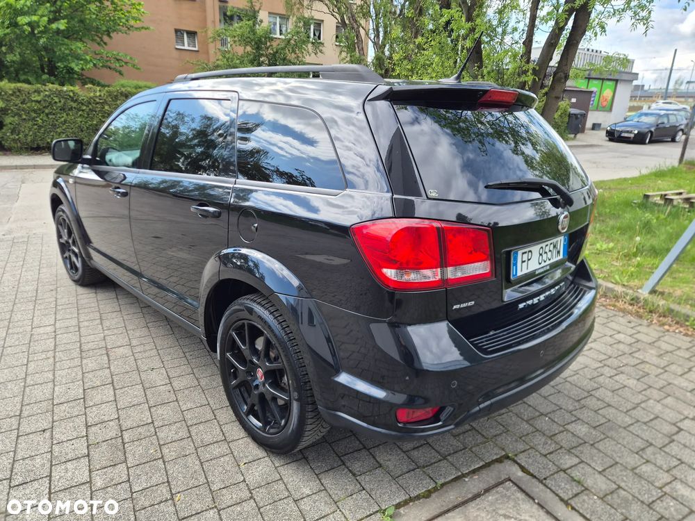 Fiat Freemont 2.0 Multijet Black Code AWD - 6