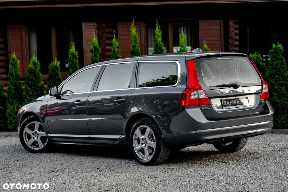 Volvo V70 2.0T Powershift Summum - 10