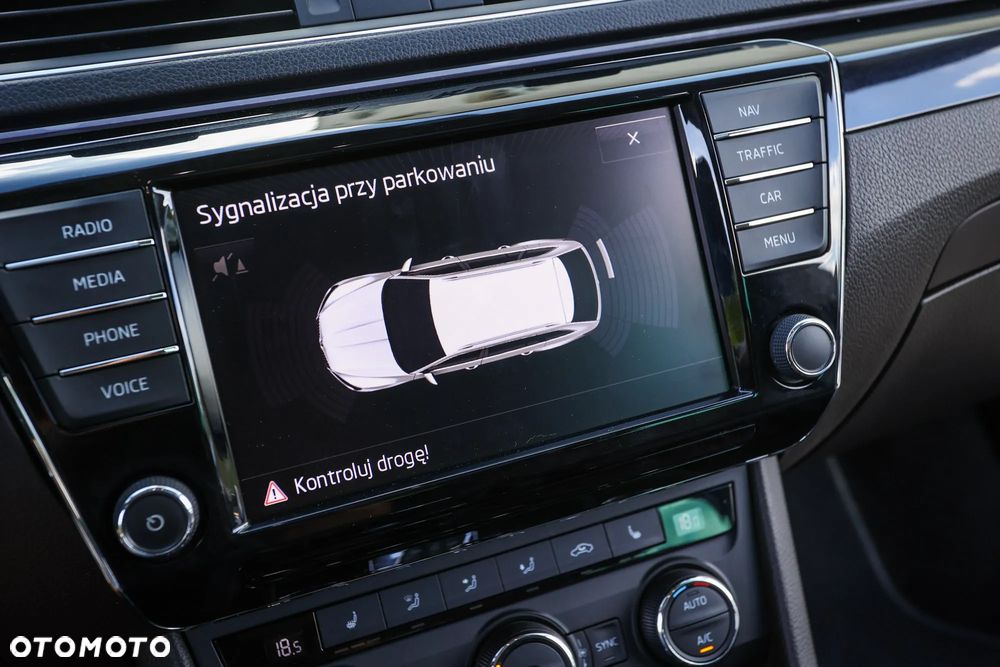 Skoda Superb 2.0 TDI 4x4 DSG L&K - 28