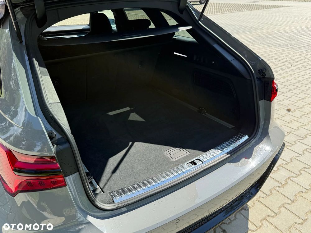 Audi RS6 Avant TFSI mHEV Quattro Tiptronic - 13