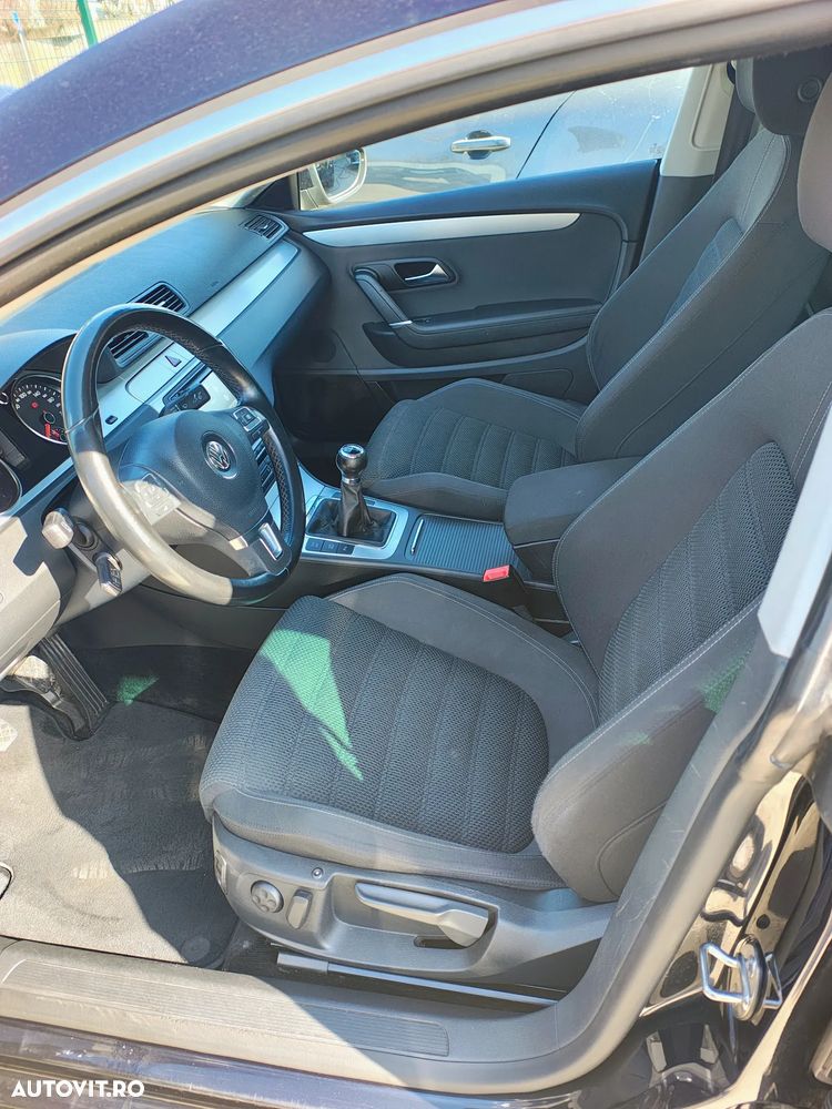 Volkswagen Passat 2.0 TDI BlueMotion Technology Exclusive - 10