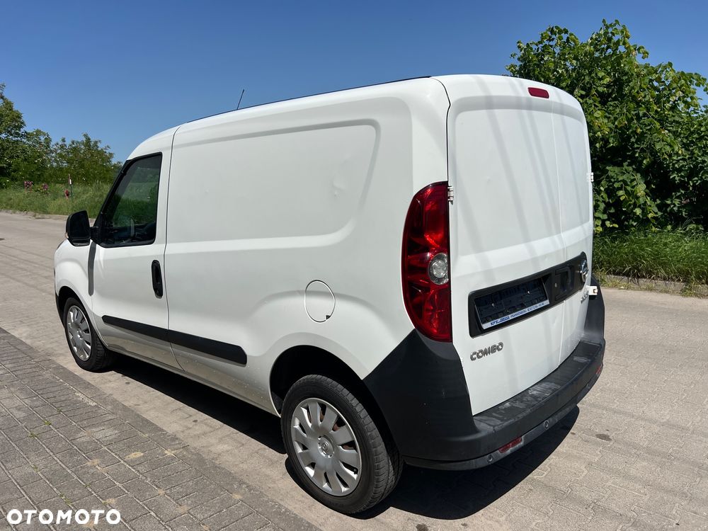 Opel Combo - 4