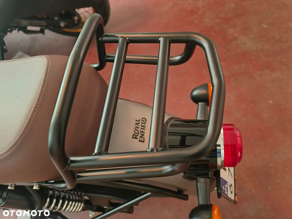 Royal Enfield Classic - 8