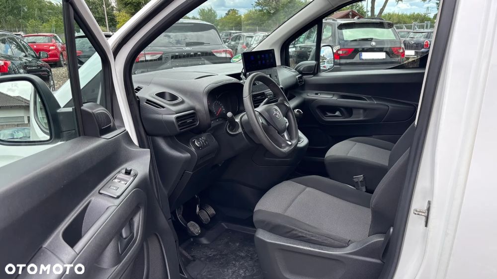 Opel COMBO - 18