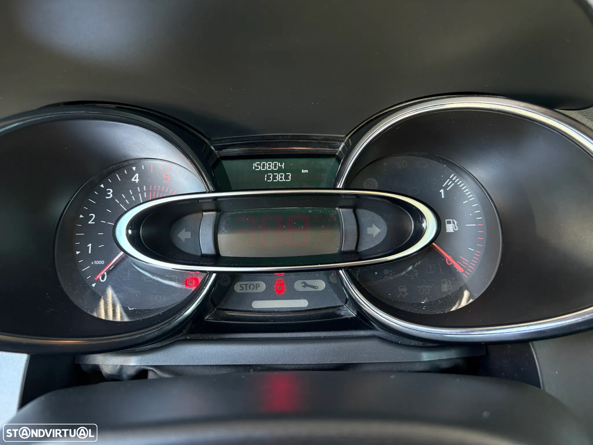 Renault Clio 1.5 dCi Confort - 11