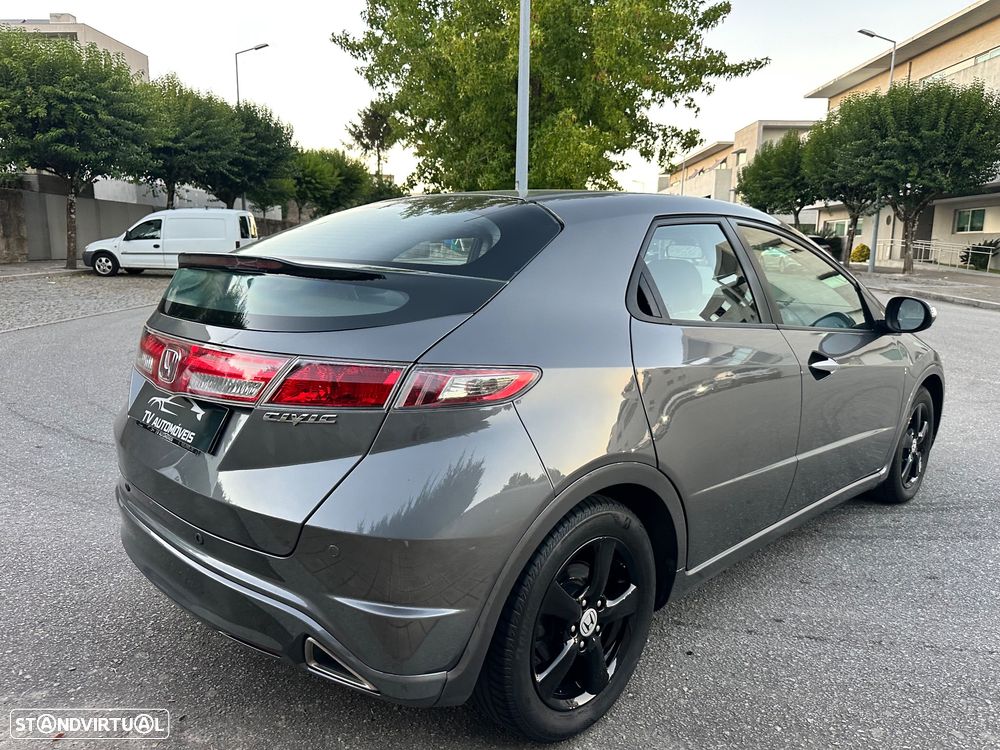 Honda Civic 1.4 i-VTEC Sport Edition - 14