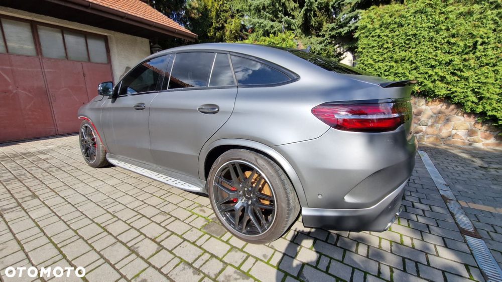 Mercedes-Benz GLE - 11