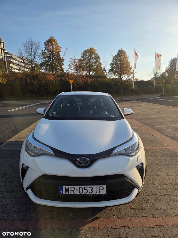 Toyota C-Hr 2022 photo 2