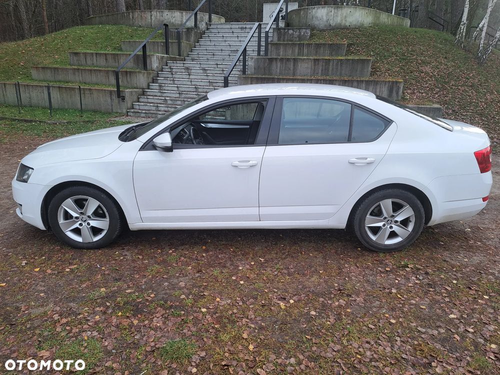 Skoda Octavia 2.0 TDI Style - 9