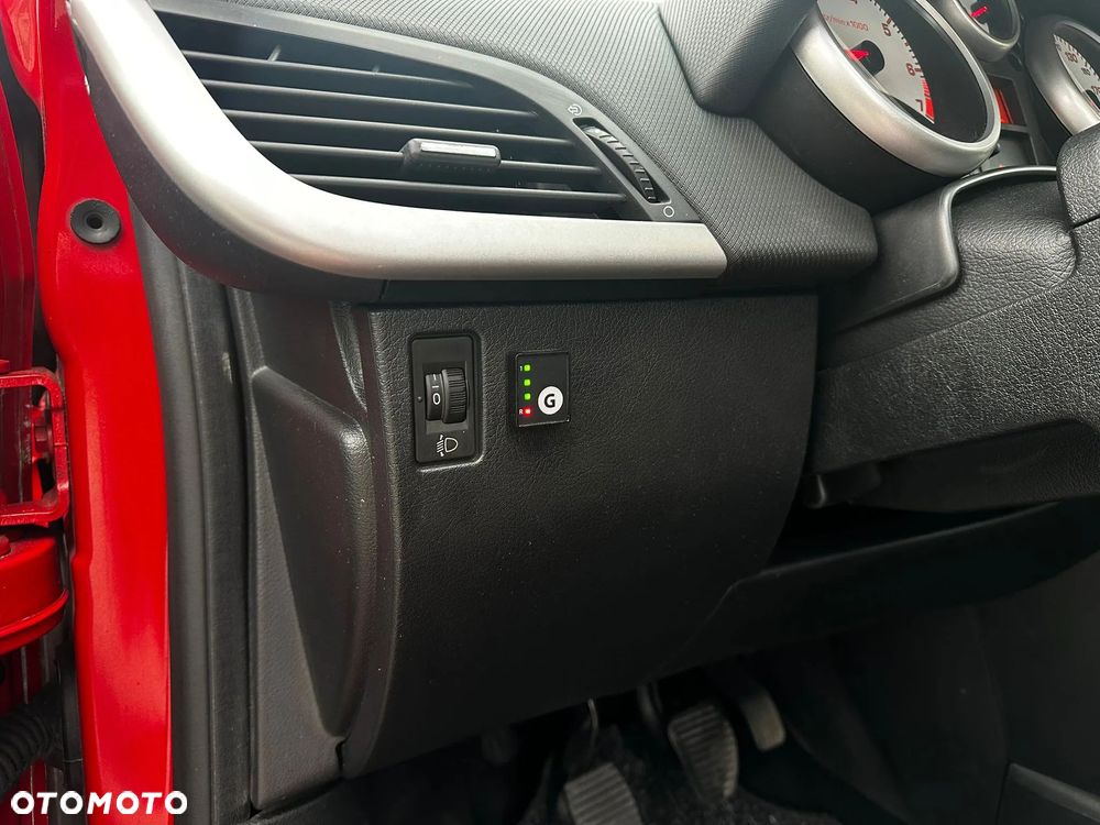 Peugeot 207 75 Urban Move - 15