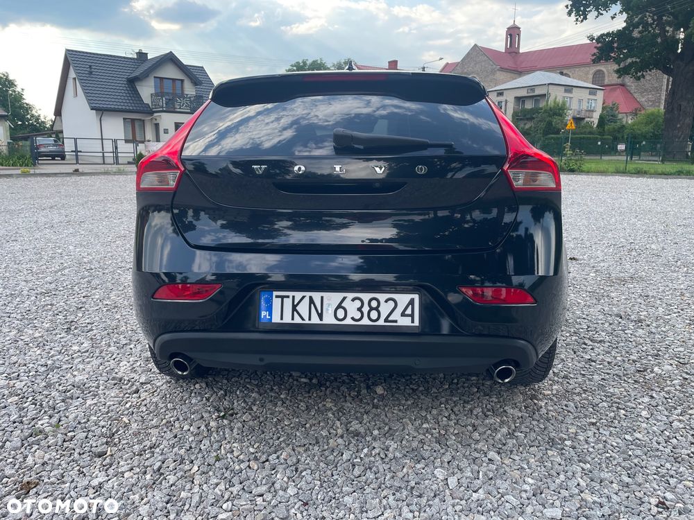Volvo V40 D4 Drive-E Ocean Race - 8
