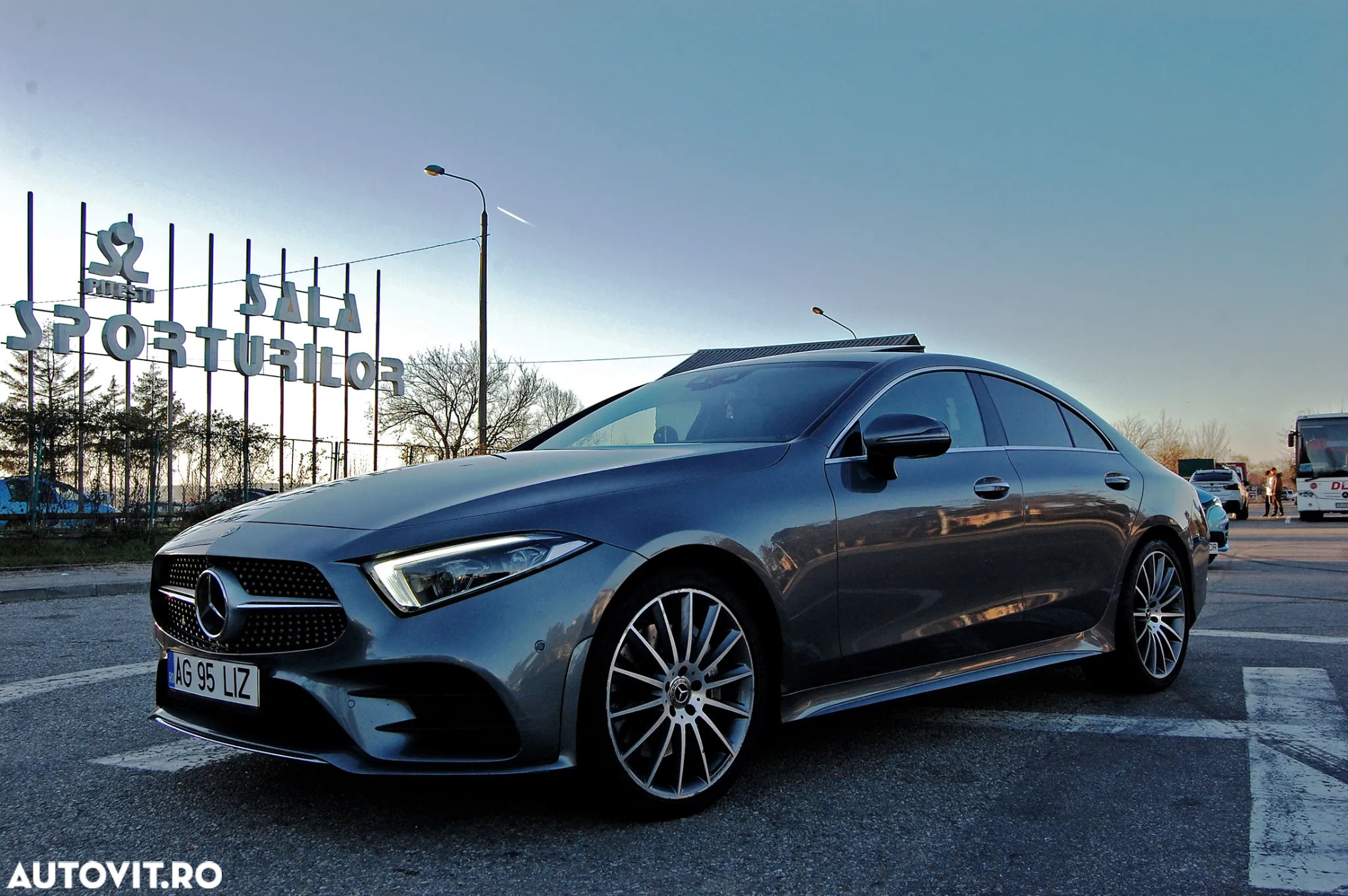 Mercedes-Benz CLS 300 d Aut - 4