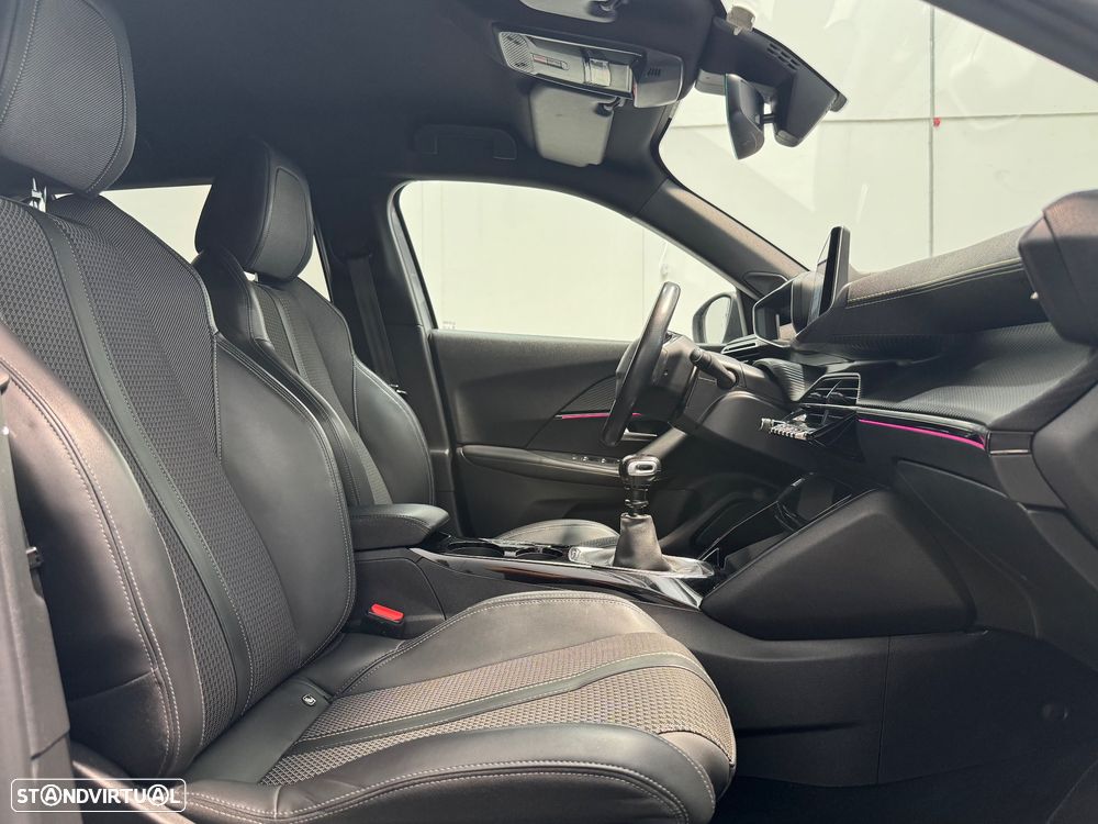 Peugeot 2008 1.5 BlueHDi GT - 23