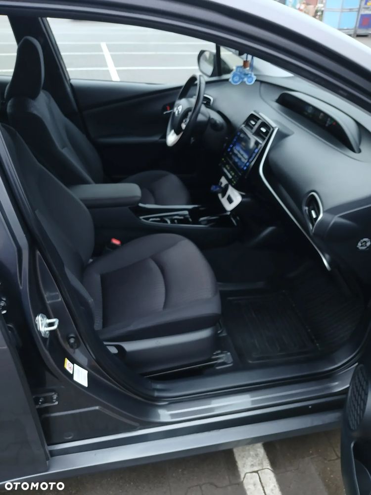 Toyota Prius - 13