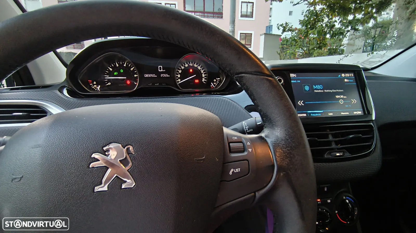 Peugeot 2008 1.2 PureTech Style - 10