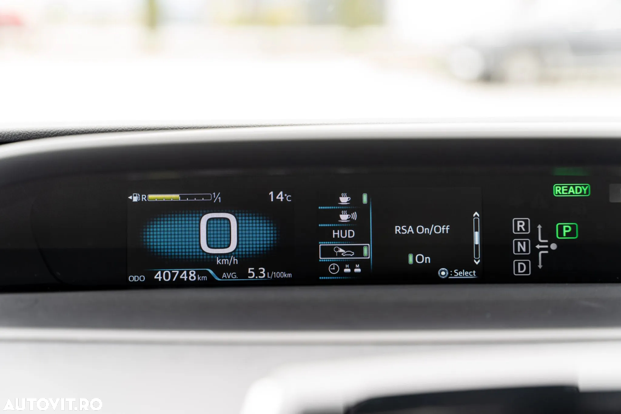 Toyota Prius Hybrid Comfort - 33