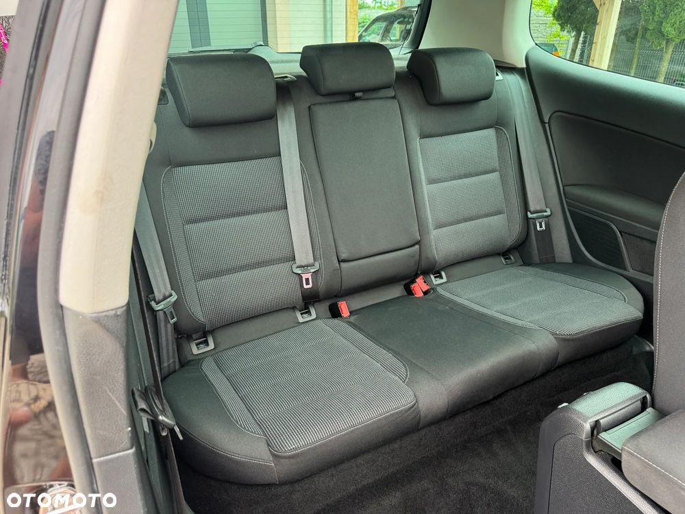 Volkswagen Golf 1.6 Comfortline - 30