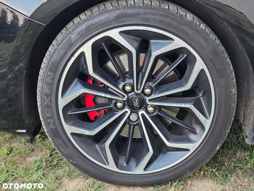 Ford Focus 2.0 EcoBlue ST-Line - 37