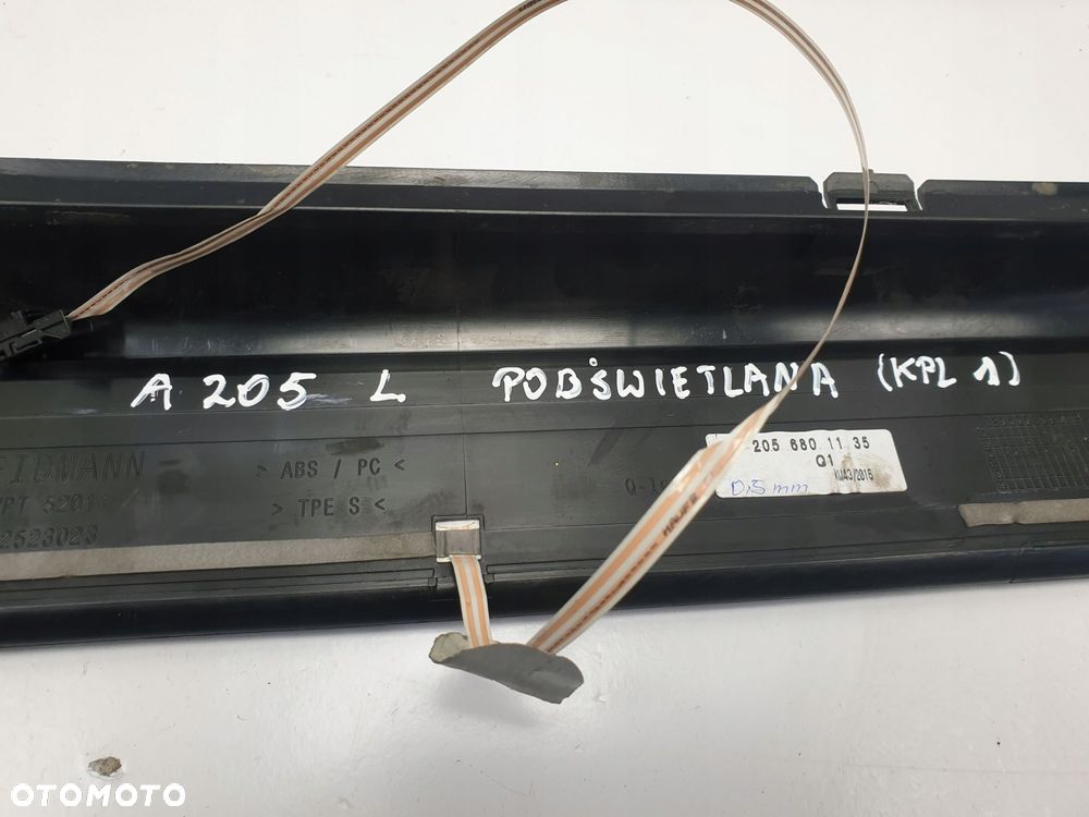 Mercedes A205 W205 NAKŁADKA PROGOWA listwa Kpl - 4