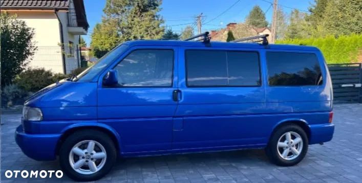 Volkswagen Multivan - 13