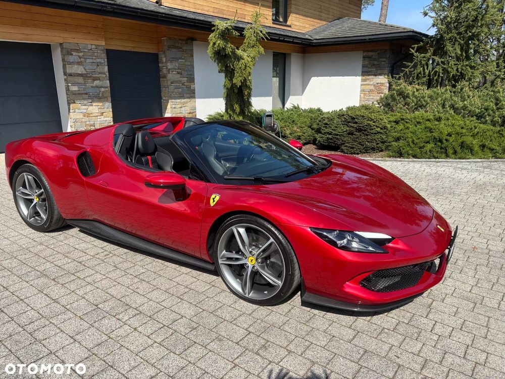 Ferrari 296 GTS - 13