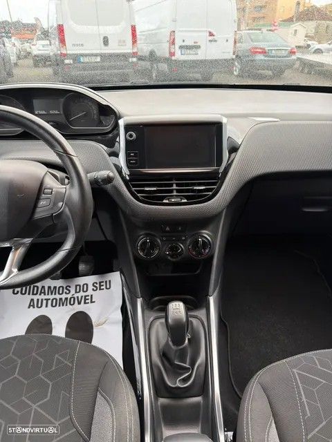 Peugeot 2008 1.2 PureTech Active - 32