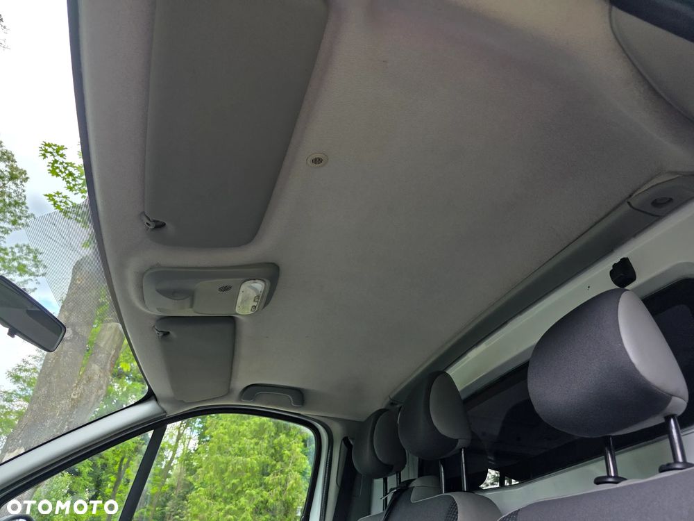 Opel Vivaro - 13