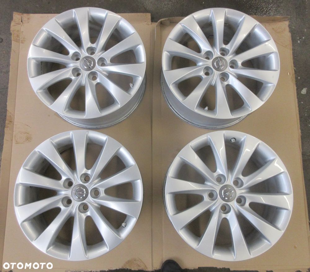 KOŁA FELGI ALUMINIOWE ALUFELGI OPEL INSIGNIA A 18 - 1