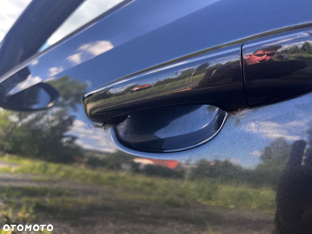 Volkswagen Golf - 10