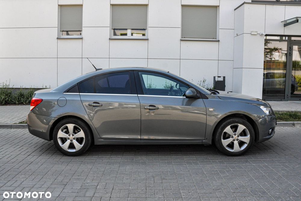 Chevrolet Cruze - 5
