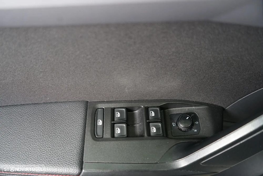 SEAT Arona 1.0 TSI Xcellence - 19