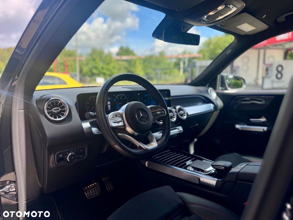 Mercedes-Benz GLB 200 d AMG Line 8G-DCT - 15
