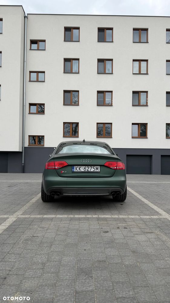 Audi S4 Limousine - 1