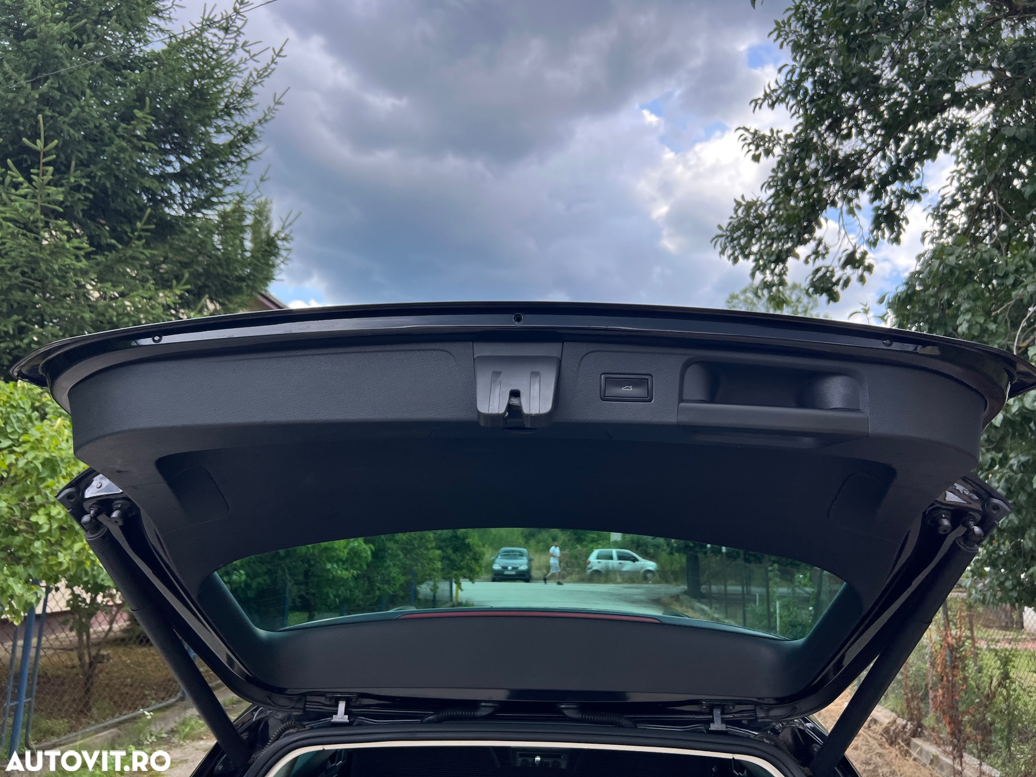 Volkswagen Passat Variant 2.0 TDI DSG (BlueMotion Technology) Trendline - 9