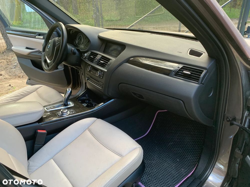 BMW X3 xDrive20d - 12